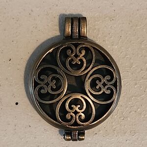 Bronze/ Antique Gold Heart Filligree Essential Oil Diffuser Pendant